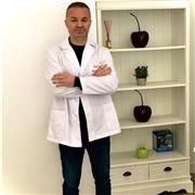 Soy Dietista-Nutricionista con 10 años de experiencia en la materia